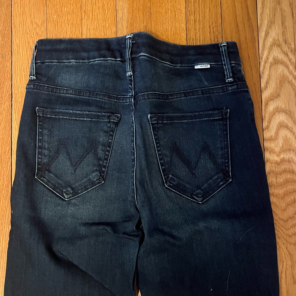 Looker High-Rise Ankle Fray Skinny Jeans in Tongue And Chic - Picture 3 of 9